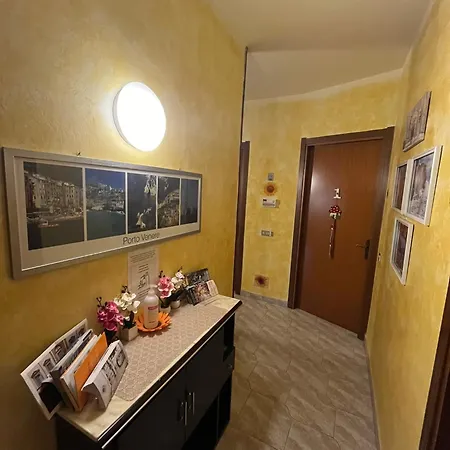 Il Girasole فندق مبيت وإفطار Ortonovo