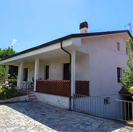 Bed & Breakfast Il Girasole Ortonovo